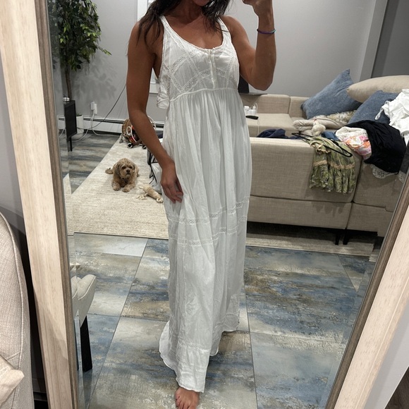 Current Elliot The Lace Maxi Dress in White - Picture 2 of 7